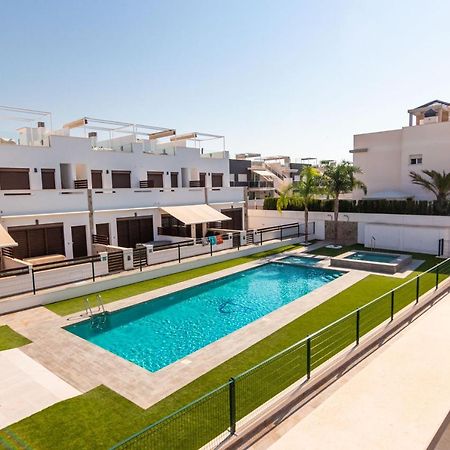 Bahia Homes Торевьиа Экстерьер фото