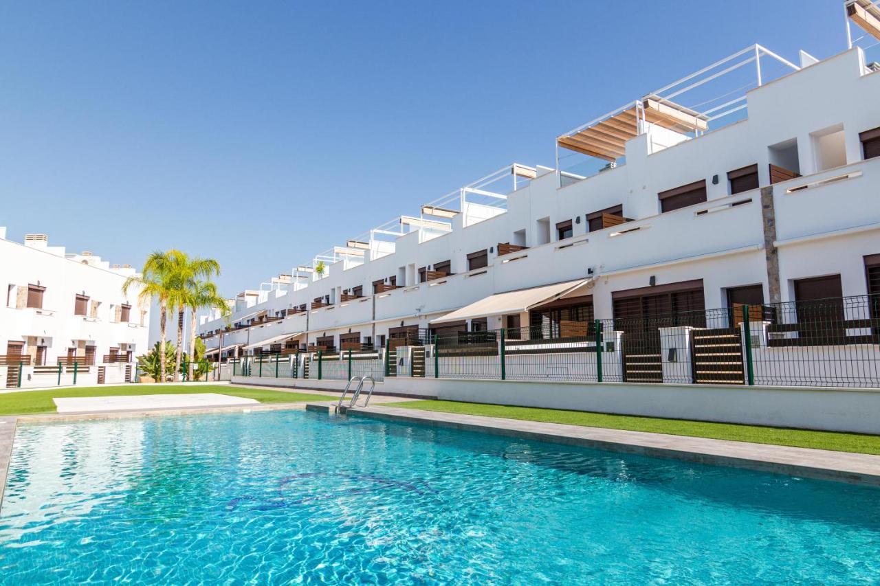 Bahia Homes Торевьиа Экстерьер фото